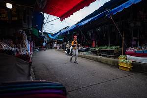 BIB: 
                            <button type="button" onclick="openModal(22795418)" class="btn btn-primary btn-sm float-right btn-popup" data-toggle="modal" data-target=".modal-high-quality">
                        <i class="fas fa-shopping-cart"></i> Add to Cart
                    </button>
                                            <button type="button" onclick="isThisMe(22795418, true)" class="btn btn-success btn-sm float-right btn-popup btn-isme hidden" data-toggle="tooltip" data-placement="bottom" title="นี่คือรูปของคุณใช่ไหม คลิกที่นี่เพื่อเอาเข้าอัลบั้ม">
                        <i class="fas fa-plus"></i> Add to album
                    </button>
                    <button type="button" onclick="isThisMe(22795418, false)" class="btn btn-warning btn-sm float-right btn-popup btn-isnotme hidden">
                        <i class="fas fa-ban"></i> Remove from album
                    </button>